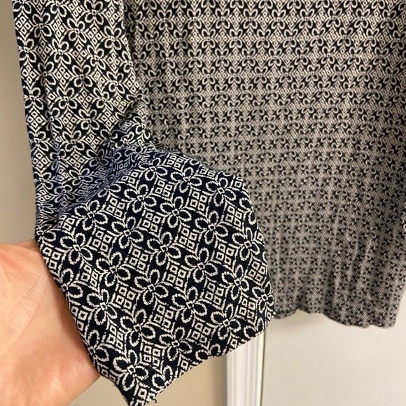 J Jill Wearever collection Black and White Patterned Long Sleeve tunic top large - Picture 4 of 6